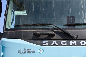 �������ó��Ӱ�S700 14.5L LNG 580���� 6X4 Ӯ��12�� AMT�Զ��� ǣ����(����ƿ)ͼƬ