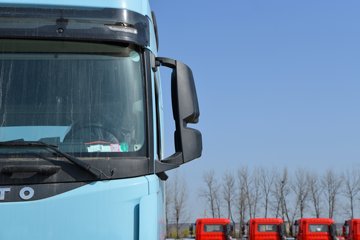 �������ó��Ӱ�S700 14.5L LNG 580���� 6X4 Ӯ��12�� AMT�Զ��� ǣ����(����ƿ)ͼƬ