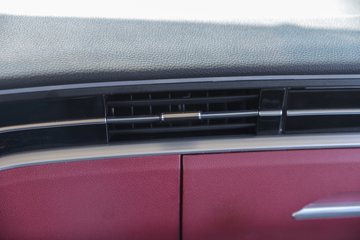 �������ó��Ӱ�S700 14.5L LNG 580���� 6X4 Ӯ��12�� AMT�Զ��� ǣ����(����ƿ)ͼƬ