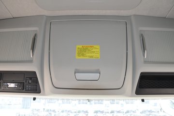 �������ó��Ӱ�S700 14.5L LNG 580���� 6X4 Ӯ��12�� AMT�Զ��� ǣ����(����ƿ)ͼƬ