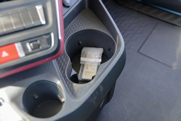 �������ó��Ӱ�S700 14.5L LNG 580���� 6X4 Ӯ��12�� AMT�Զ��� ǣ����(����ƿ)ͼƬ