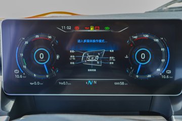 �������ó��Ӱ�S700 14.5L LNG 580���� 6X4 Ӯ��12�� AMT�Զ��� ǣ����(����ƿ)ͼƬ