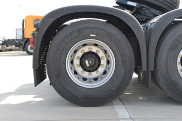 �������ó��Ӱ�S700 14.5L LNG 580���� 6X4 Ӯ��12�� AMT�Զ��� ǣ����(����ƿ)ͼƬ