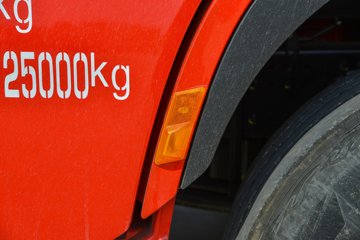 �������ó� �Ӱ�S700 14.5L���� 680���� 6X4 Ӯ��12�� AMT�Զ��� ǣ����ͼƬ