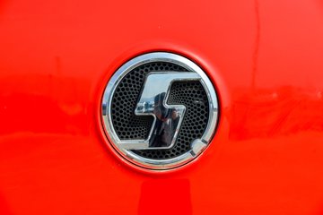 �������ó� �Ӱ�S700 14.5L���� 680���� 6X4 Ӯ��12�� AMT�Զ��� ǣ����ͼƬ