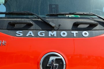 �������ó� �Ӱ�S700 14.5L���� 680���� 6X4 Ӯ��12�� AMT�Զ��� ǣ����ͼƬ