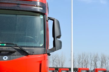 �������ó� �Ӱ�S700 14.5L���� 680���� 6X4 Ӯ��12�� AMT�Զ��� ǣ����ͼƬ