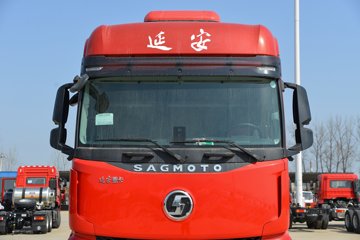 �������ó� �Ӱ�S700 14.5L���� 680���� 6X4 Ӯ��12�� AMT�Զ��� ǣ����ͼƬ