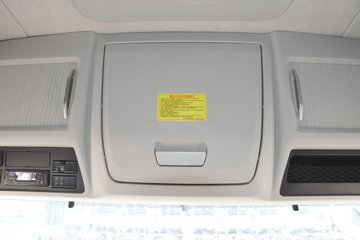 �������ó� �Ӱ�S700 14.5L���� 680���� 6X4 Ӯ��12�� AMT�Զ��� ǣ����ͼƬ