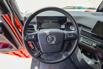 �������ó� �Ӱ�S700 14.5L���� 680���� 6X4 Ӯ��12�� AMT�Զ��� ǣ����ͼƬ