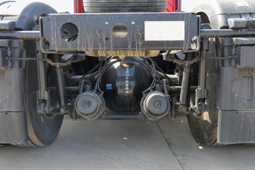 �������ó� �Ӱ�S700 14.5L���� 680���� 6X4 Ӯ��12�� AMT�Զ��� ǣ����ͼƬ