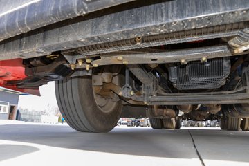�������ó� �Ӱ�S700 14.5L���� 680���� 6X4 Ӯ��12�� AMT�Զ��� ǣ����ͼƬ
