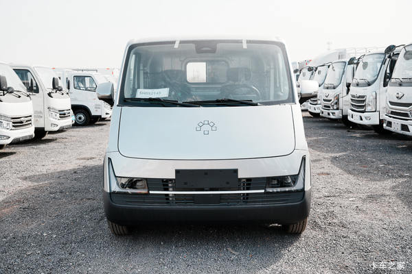 福田卡文 乐福畅行版 纯电动封闭式货车
