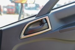 陕汽商用车 德龙G1 170马力 4.18米单排栏板轻卡(7T后桥)