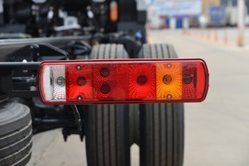 �ൺ��� JK6�п� 240���� 4X2 5.2�ײ�դʽ�ػ���ͼƬ