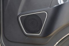 青岛解放 JK6中卡 240马力 4X2 6.8米厢式载货车