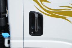 陕汽商用车德龙G200 2.5L柴油 155马力 法士特8档 4.18米单排仓栅式轻卡