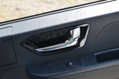 陕汽商用车德龙G200 2.5L柴油 155马力 法士特8档 4.18米单排仓栅式轻卡