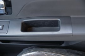 德龙G200&nbsp;载货车驾驶室                                               图片