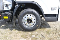 陕汽商用车德龙G200 2.5L柴油 155马力 法士特8档 4.18米单排仓栅式轻卡