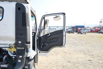 �������ó� ����G300 163���� 4X2 4.06����س�(��ʿ��8��)ͼƬ