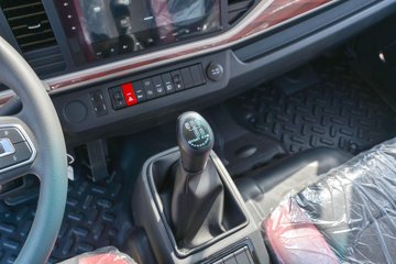 �������ó� ����G300 163���� 4X2 4.06����س�(��ʿ��8��)ͼƬ