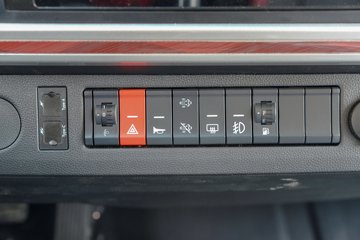 �������ó� ����G300 163���� 4X2 4.06����س�(��ʿ��8��)ͼƬ