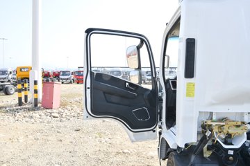 �������ó� ����G300 163���� 4X2 4.06����س�(��ʿ��8��)ͼƬ