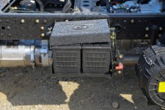 陕汽商用车 德龙G300 163马力 4X2 4.06米冷藏车(法士特8档)