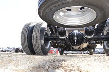 �������ó� ����G300 163���� 4X2 4.06����س�(��ʿ��8��)ͼƬ