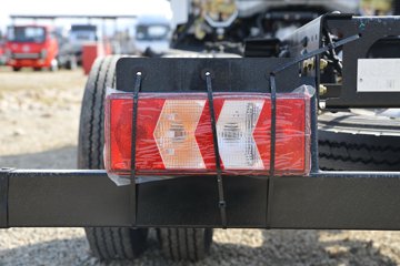 �������ó� ����G300 163���� 4X2 4.06����س�(��ʿ��8��)ͼƬ