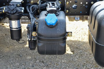 �������ó� ����G300 163���� 4X2 4.06����س�(��ʿ��8��)ͼƬ