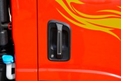 陕汽商用车 德龙G200 170马力 4.18米单排栏板轻卡