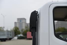 J6F&nbsp;载货车底盘                                                图片