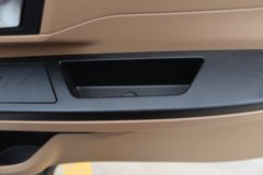 蓝擎汽车 凌R 1.6L 122马力 汽油 3.85米单排厢式微卡