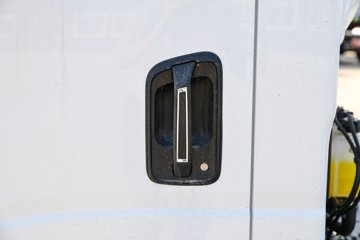 �������ó� ����S300 ���а� 4.2�׵��Ŵ��綯��ʽ�Ῠ 120.27kWhͼƬ