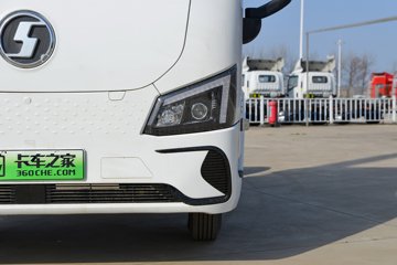 �������ó� ����S300 ���а� 4.2�׵��Ŵ��綯��ʽ�Ῠ 120.27kWhͼƬ