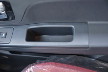 �������ó� ����S300 ���а� 4.2�׵��Ŵ��綯��ʽ�Ῠ 120.27kWhͼƬ