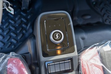 �������ó� ����S300 ���а� 4.2�׵��Ŵ��綯��ʽ�Ῠ 120.27kWhͼƬ