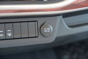 �������ó� ����S300 ���а� 4.2�׵��Ŵ��綯��ʽ�Ῠ 120.27kWhͼƬ