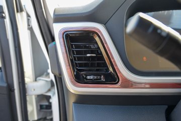 �������ó� ����S300 ���а� 4.2�׵��Ŵ��綯��ʽ�Ῠ 120.27kWhͼƬ