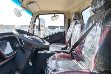 �������ó� ����S300 ���а� 4.2�׵��Ŵ��綯��ʽ�Ῠ 120.27kWhͼƬ