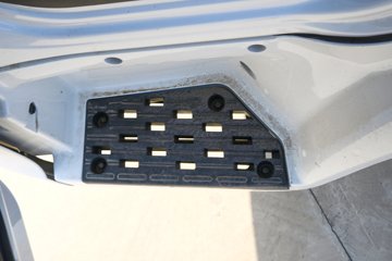 �������ó� ����S300 ���а� 4.2�׵��Ŵ��綯��ʽ�Ῠ 120.27kWhͼƬ