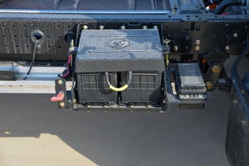 �������ó� ����S300 ���а� 4.2�׵��Ŵ��綯��ʽ�Ῠ 120.27kWhͼƬ