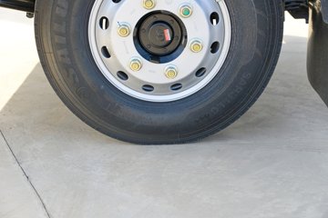 �������ó� ����S300 ���а� 4.2�׵��Ŵ��綯��ʽ�Ῠ 120.27kWhͼƬ