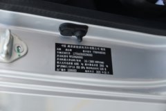 蓝擎轻卡 龙N 165马力 4.18米单排栏板轻卡