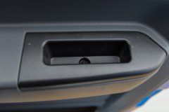 蓝擎·悦EN 宽体 气刹 4.18米单排纯电动厢式轻卡 宁德时代120.27kWh