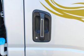 德龙G200&nbsp;载货车外观                                                图片