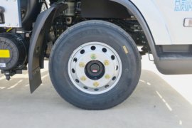 德龙G200&nbsp;载货车底盘                                                图片