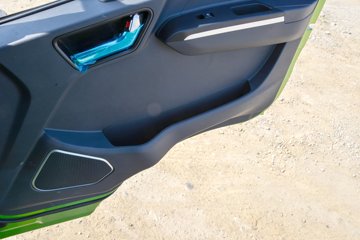 �������ó� ����G500 ���ϰ� 4.3L���� 240���� 4X2 ��ʿ��10�� 4.2���Ű���ж��ͼƬ